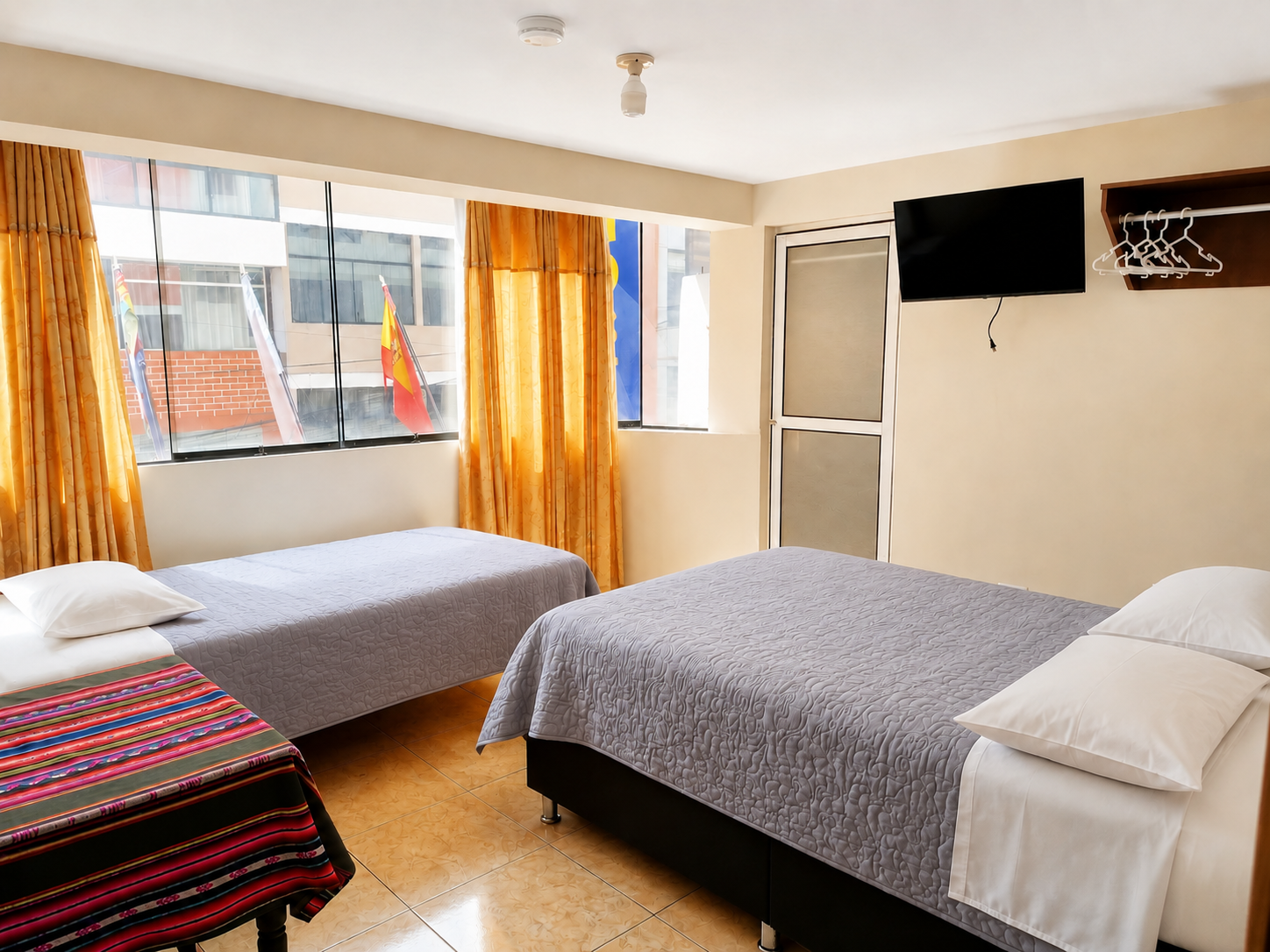 Habitación Triple con baño privado